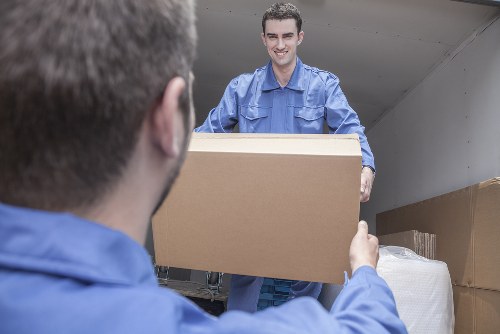 Man and van moving service in South Kensington street