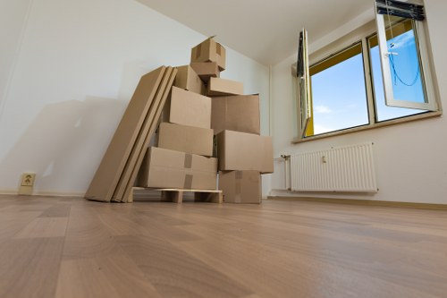 Professional moving assistance for South Kensington residents and businesses